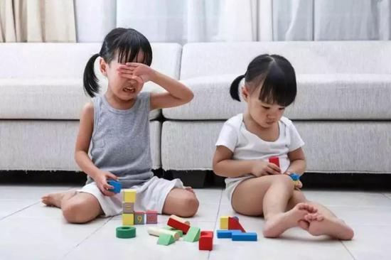 也许你的答案说出来不一定和我的完全一样，但不外乎是这样的意思。